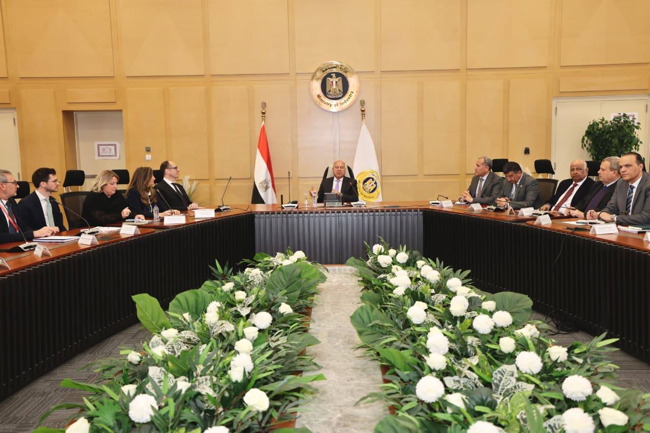 شركات نمساوية تتعرف على فرص الاستثمار في صناعة وسائل النقل بمصر