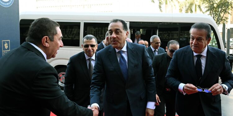 رئيس الوزراء يفتتح مستشفى كليوباترا التجمع باستثمارات تتجاوز 3.5 مليار جنيه