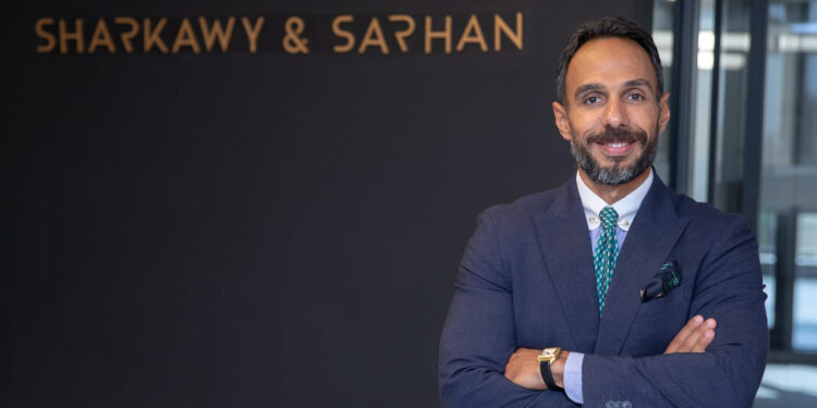 محمد هزاع الشريك المؤسس لمكتب شرقاوي وسرحان للاستشارات القانونية