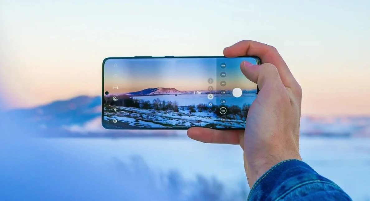 “تنظيم الاتصالات”: نعمل على توطين صناعة الهاتف المحمول فى مصر بجودة عالمية