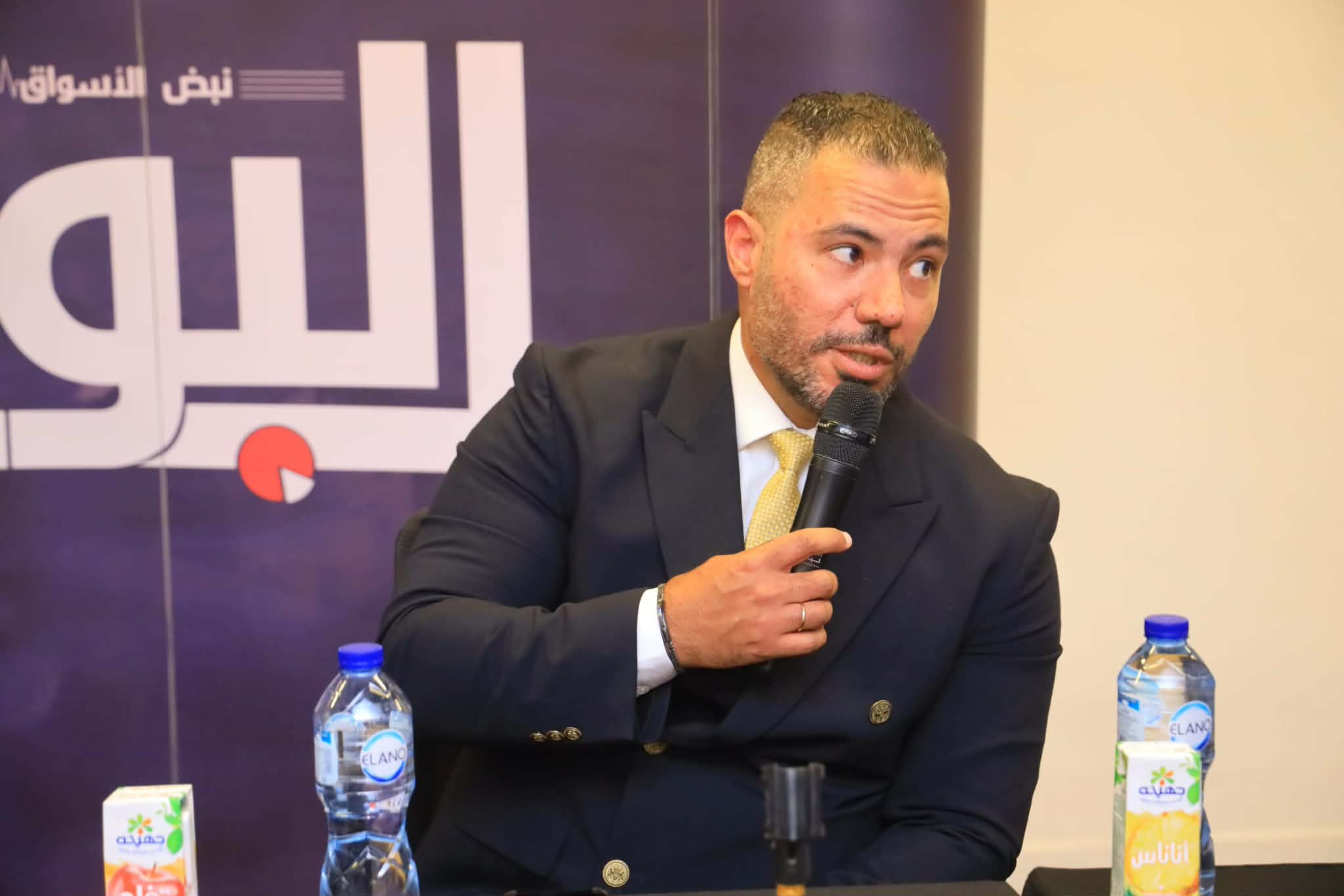 محمد صبري، نائب رئيس البورصة المصرية، خلال مائدة مستديرة عقدتها جريدة البورصة عن المشتقات المالية