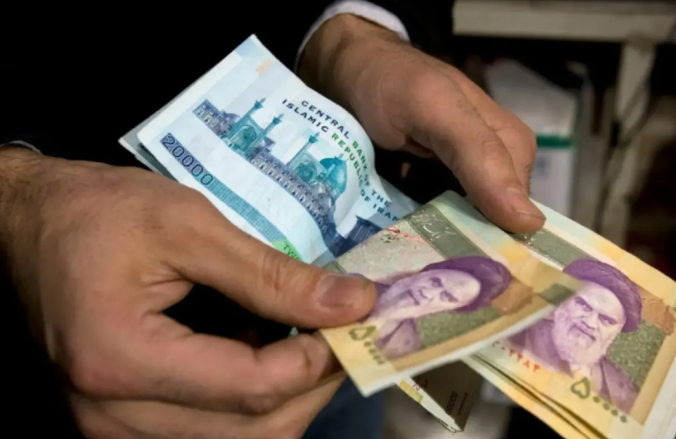 الريال الإيراني