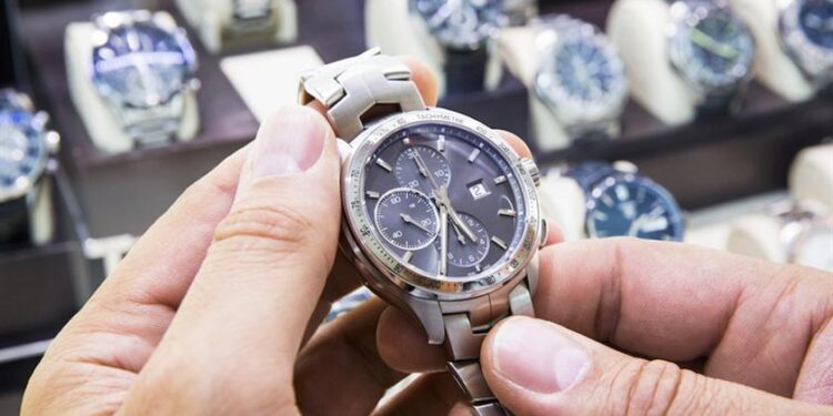 السلع الفاخرة