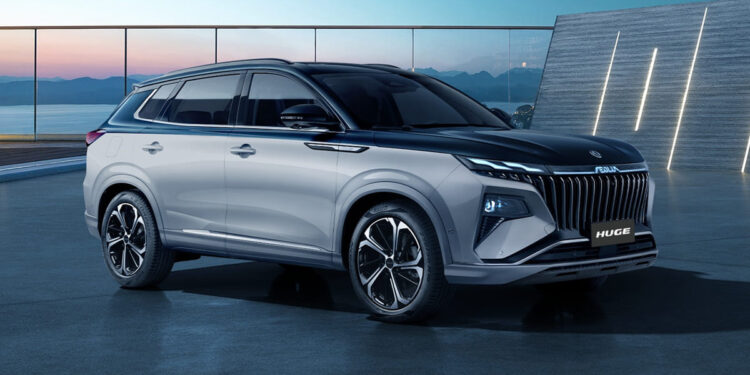 دونج فينج أيولوس هيوج» الهجين