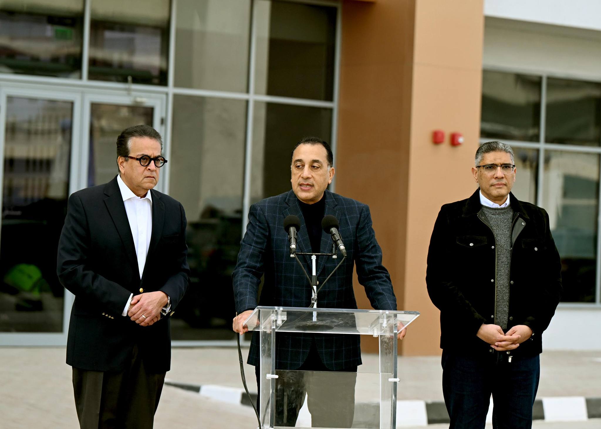 رئيس مجلس الوزراء