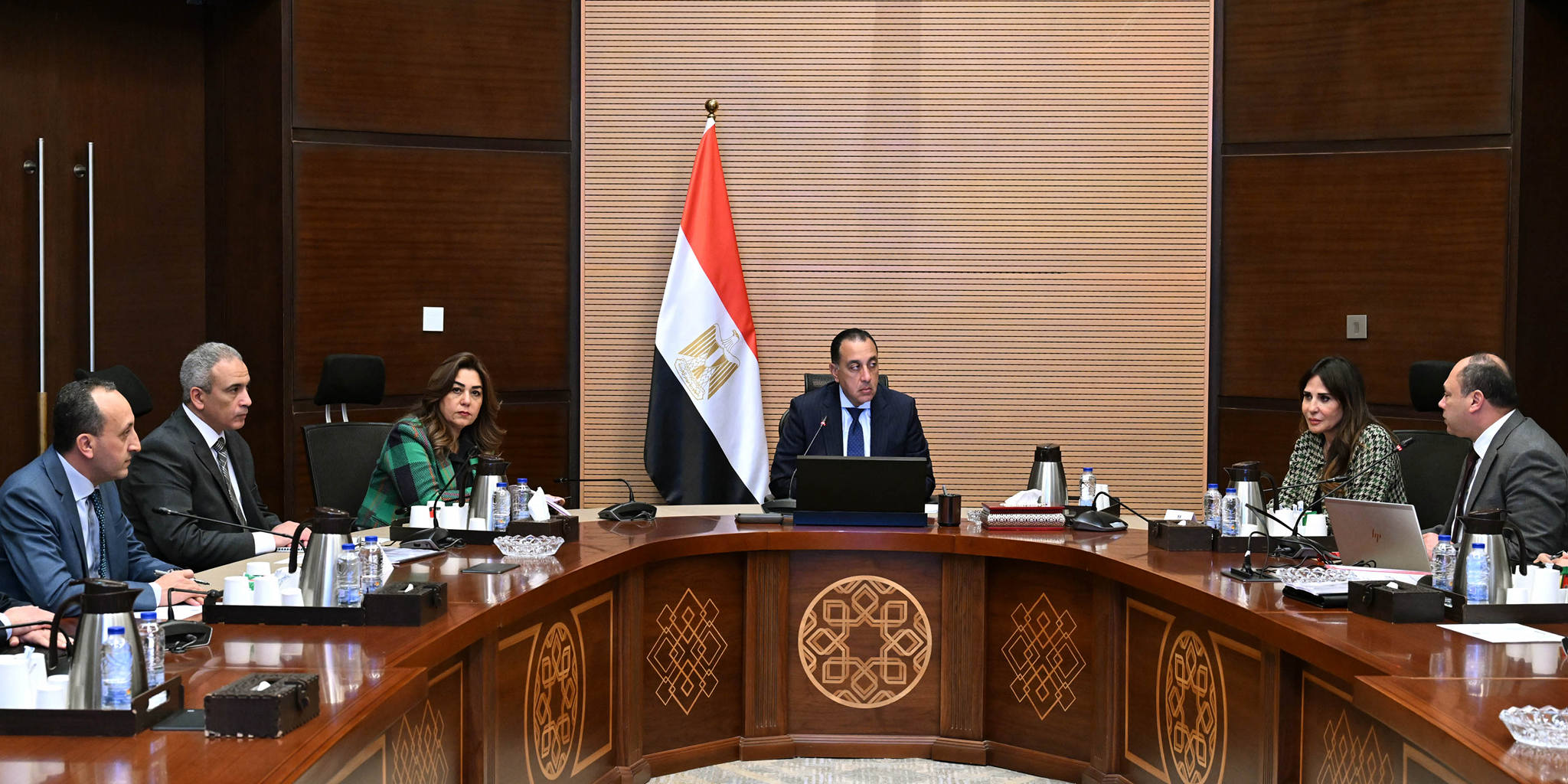 رئيس الوزراء: الدولة تولى أهمية كبيرة لتنمية الصعيد فى إطار رؤية مصر 2030