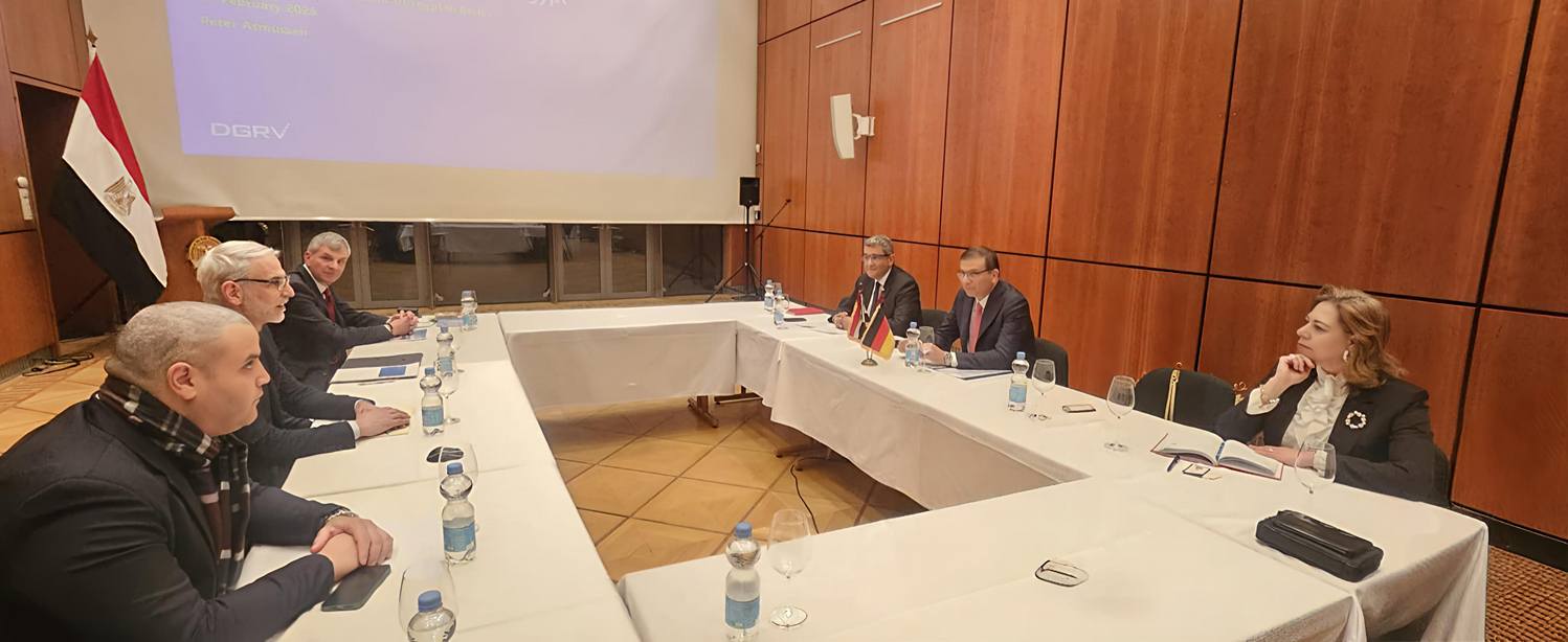 مصر تبحث مع ألمانيا تحويل التعاونيات الزراعية إلى كيانات منتجة