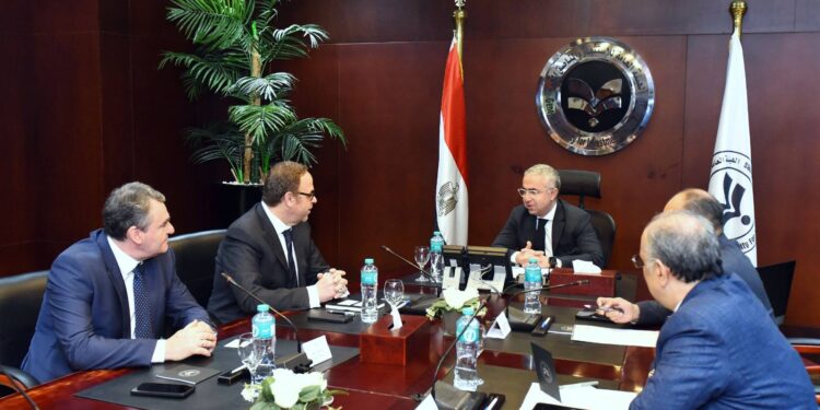 "دراسكيم" تخطط لاستثمار 200 مليون دولار لإنتاج سيانيد الصوديوم في مصر