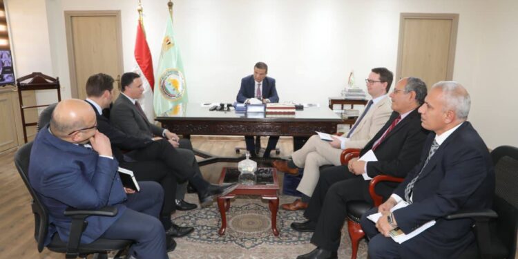 "الزراعة" تبحث تعزيز التعاون مع "باير" العالمية في تقنيات حماية المحاصيل