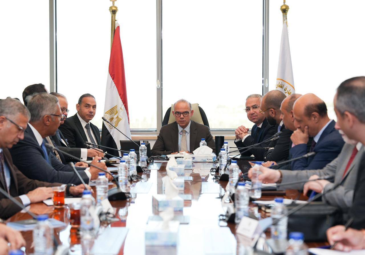 "الاستثمار": تفعيل الربط الإلكتروني لتداول المستندات الخاصة بزيادات رؤوس الأموال