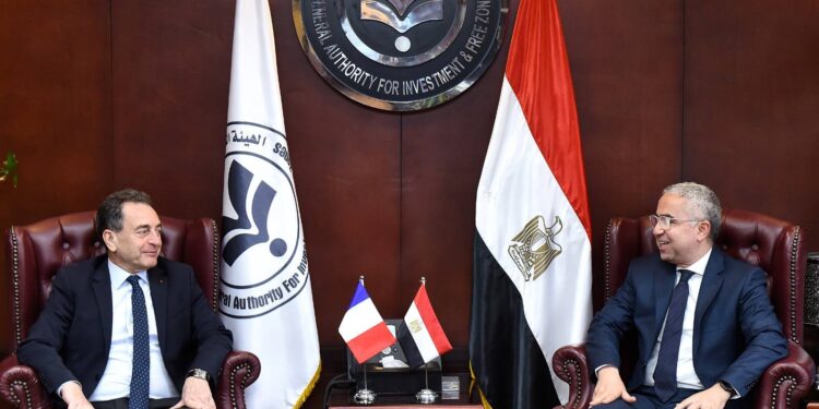 الجوسقي: 200 شركة فرنسية تعمل في مصر باستثمارات 8 مليارات دولار