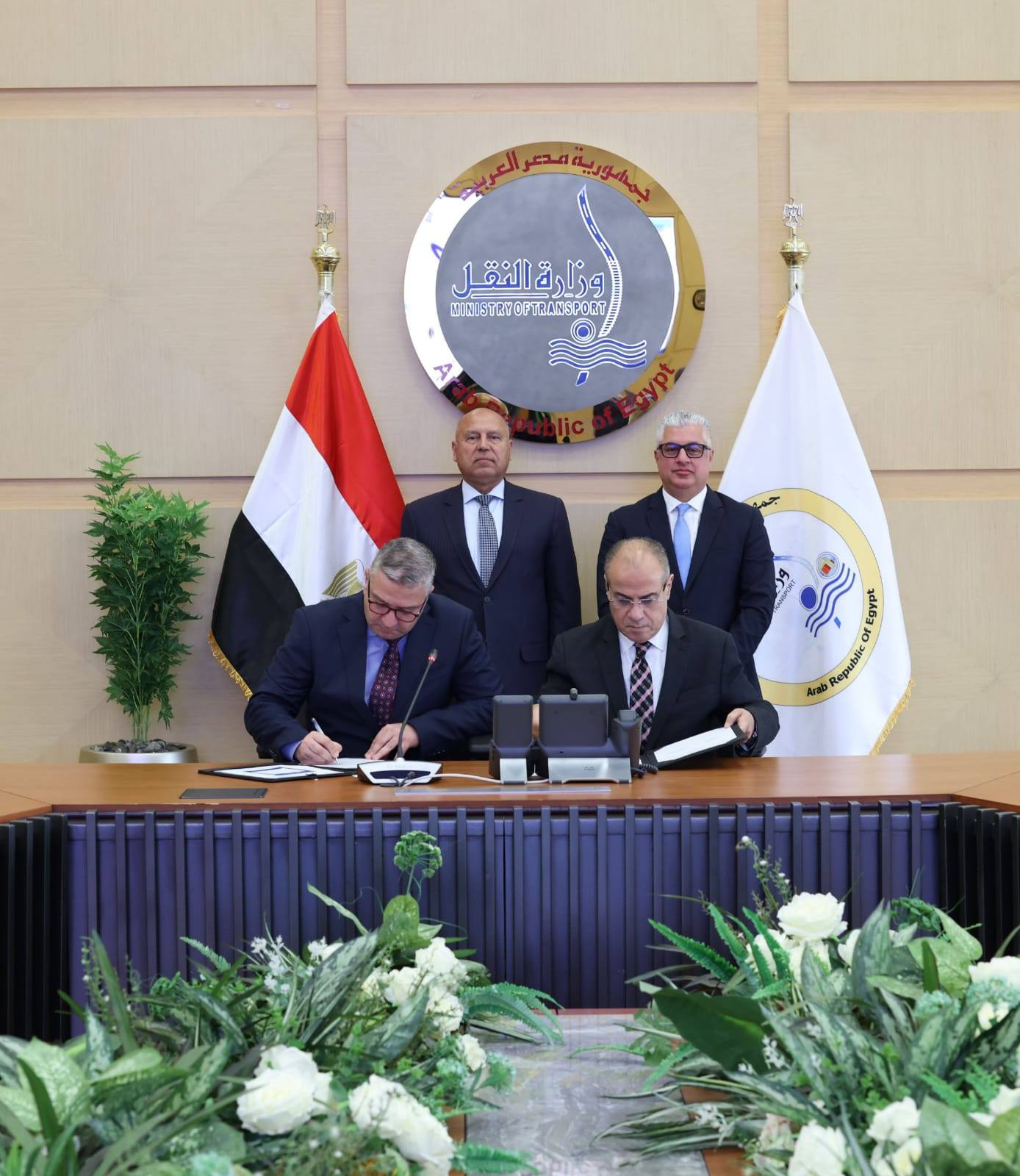 مذكرة تفاهم لإجراء الدراسات اللازمة لإنشاء محطة صب جاف نظيف بميناء السخنة