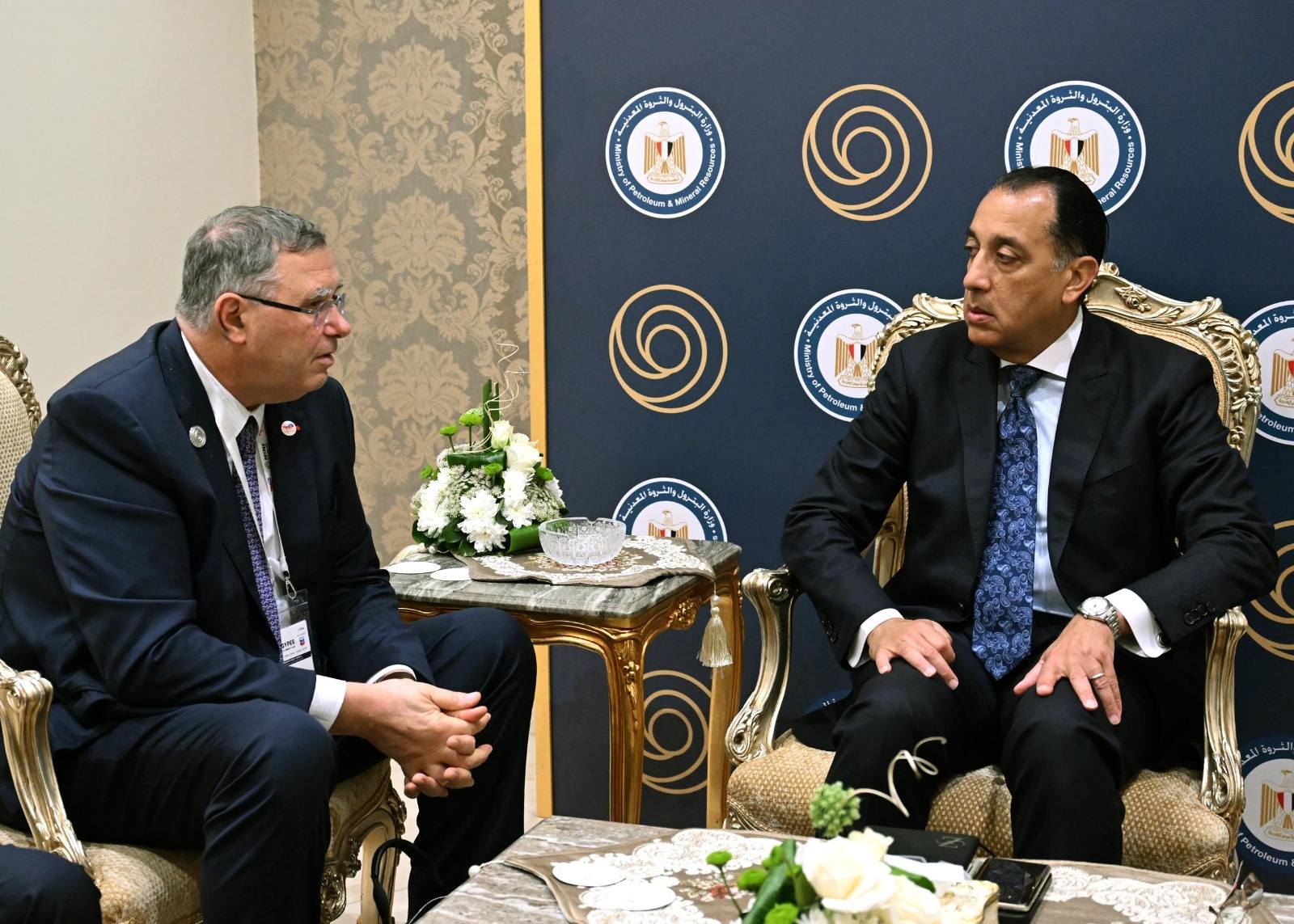 رئيس الوزراء يبحث مع "توتال إنرجيز"جذب الاستثمارات في أنشطة البحث والاستكشاف