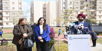 رئيس البنك الدولى يشيد بنمو الاقتصاد المصرى 5.3% واستقرار سوق الصرف