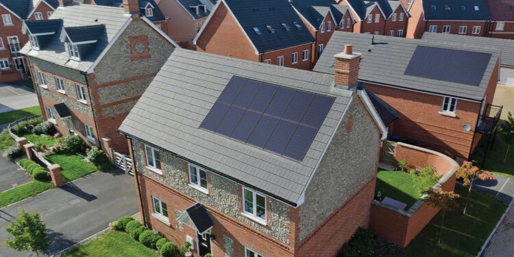 الطاقة الشمسية في بريطانيا