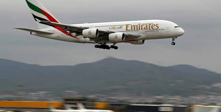 طيران الإمارات