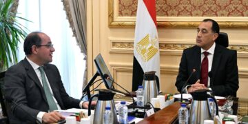 رئيس الوزراء: تطبيق سياسة مالية متوازنة لدفع النمو وضمان الاستقرار الاقتصادي