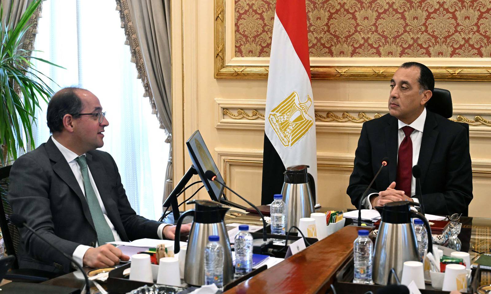 رئيس الوزراء: تطبيق سياسة مالية متوازنة لدفع النمو وضمان الاستقرار الاقتصادي