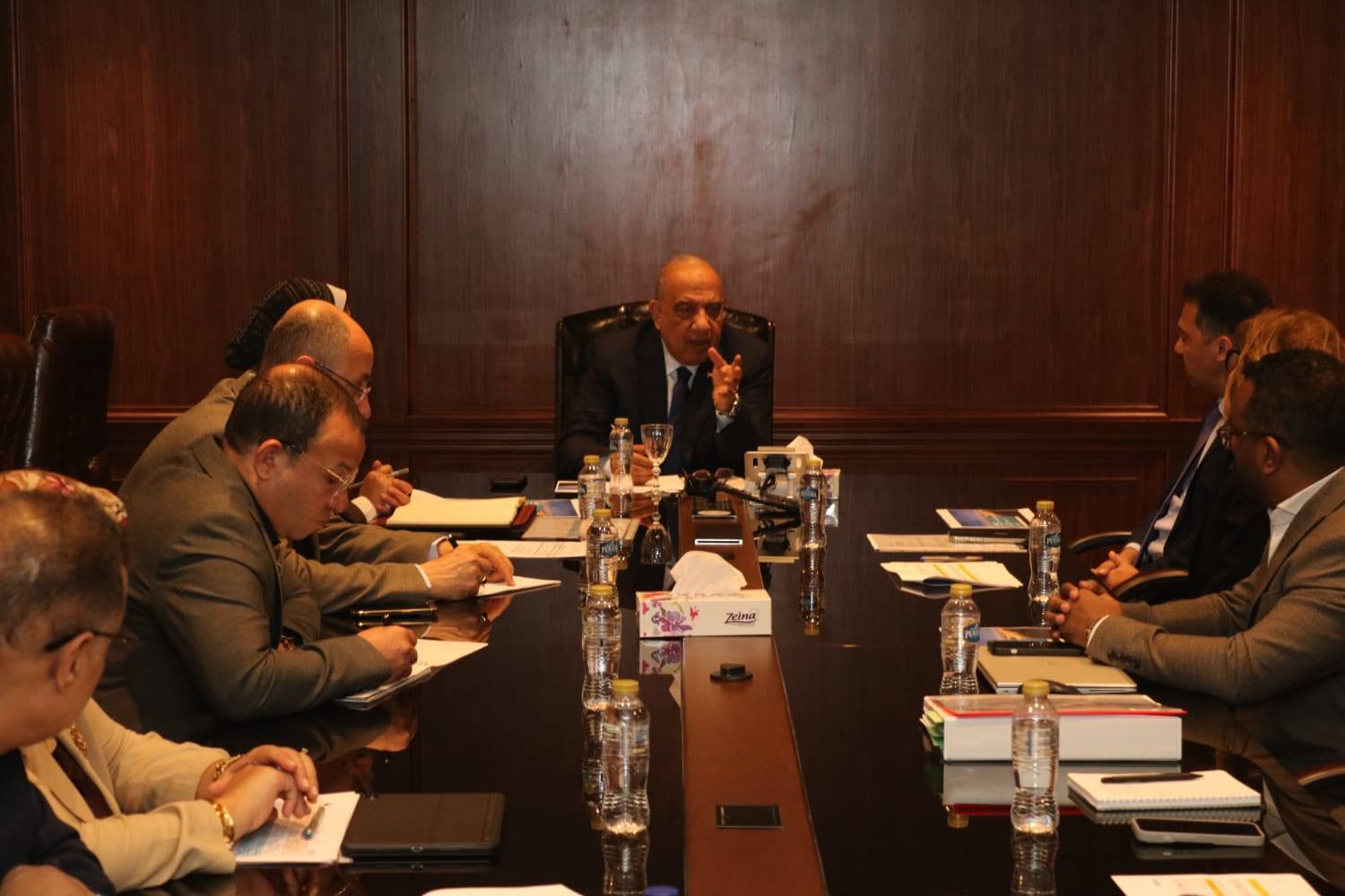 وزير الكهرباء يبحث مع “سيمنس” تطور الأعمال فى المركز القومى للتحكم فى الطاقة