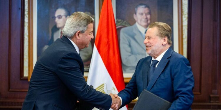 الحكومة تتحرك لتنظيم نشر أخبار الجهاز المصرفي على المواقع الإلكترونية