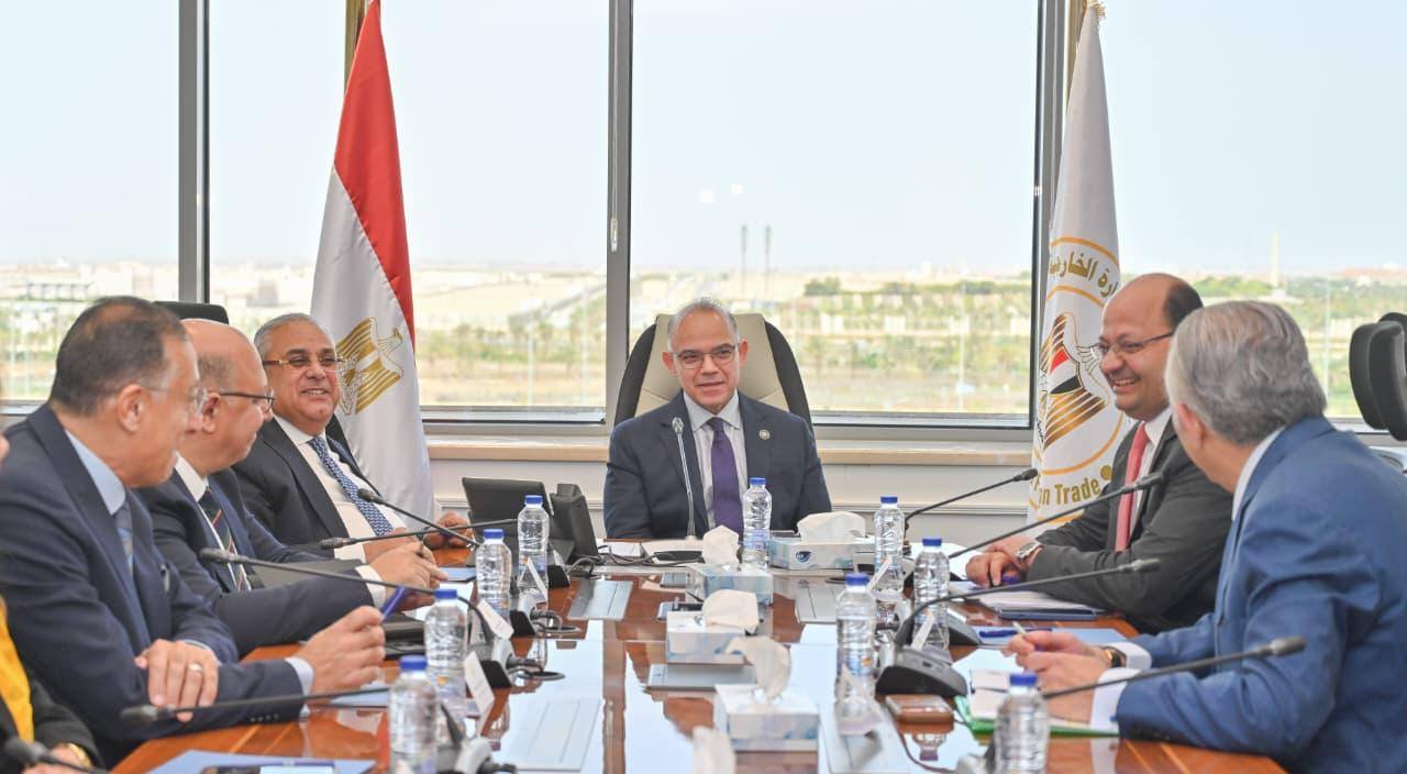 الحكومة تبحث فرص تعظيم عوائد الأصول السياحية المملوكة للدولة