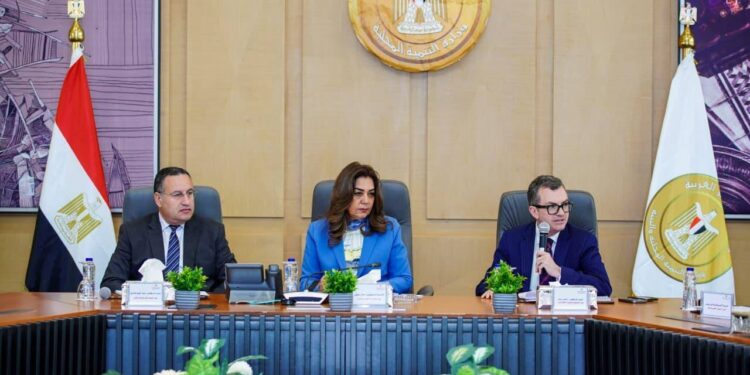 الحكومة تطلق المرحلة الرابعة من المبادرة الوطنية للمشروعات الذكية الخضراء