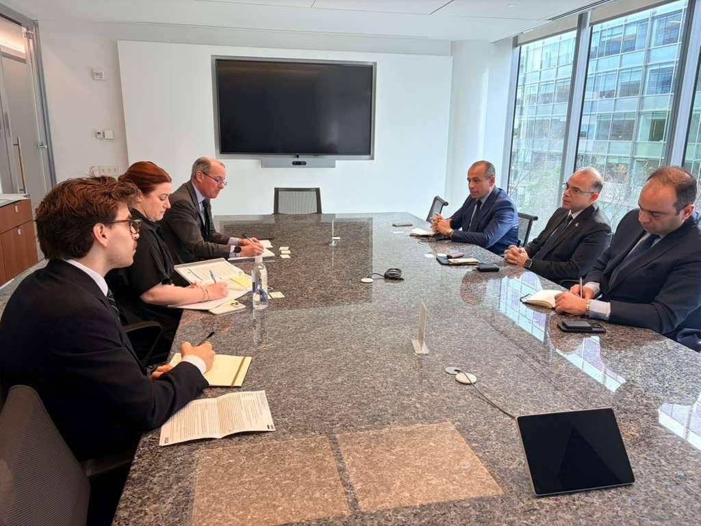 وزير الاستثمار يبحث مع قيادات فيزا العالمية فى واشنطن زيادة استثماراتهم بمصر