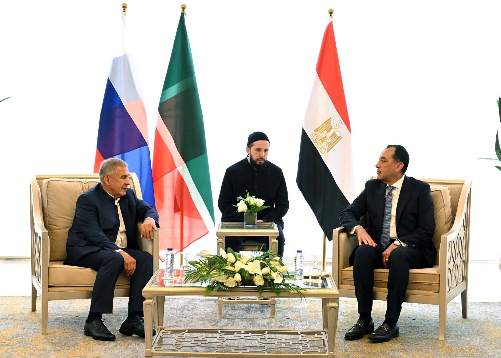 رئيس الوزراء: نتطلع لبدء تفعيل العمل بالمنطقة الصناعية الروسية في مصر