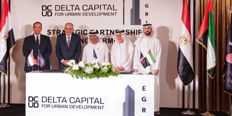 شراكة مصرية إماراتية لتطوير مشروعات متعددة الاستخدام باستثمارات 500 مليون دولار