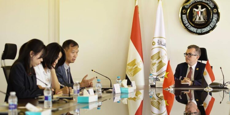 مصر وفيتنام تبحثان تعزيز الشراكة التنموية والتعاون الاقتصادي