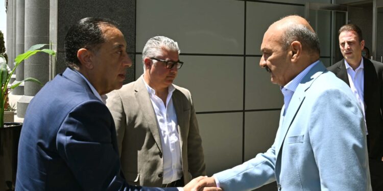 رئيس الوزراء يفتتح 9 مشروعات في "اقتصادية القناة" باستثمارات 182.5 مليون دولار