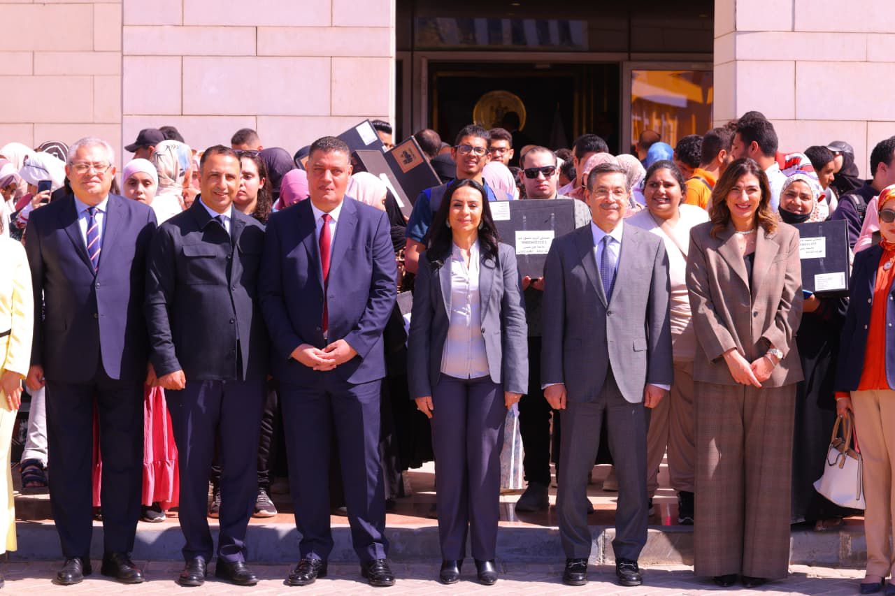 bde187da 47f3 4756 8144 449722113489