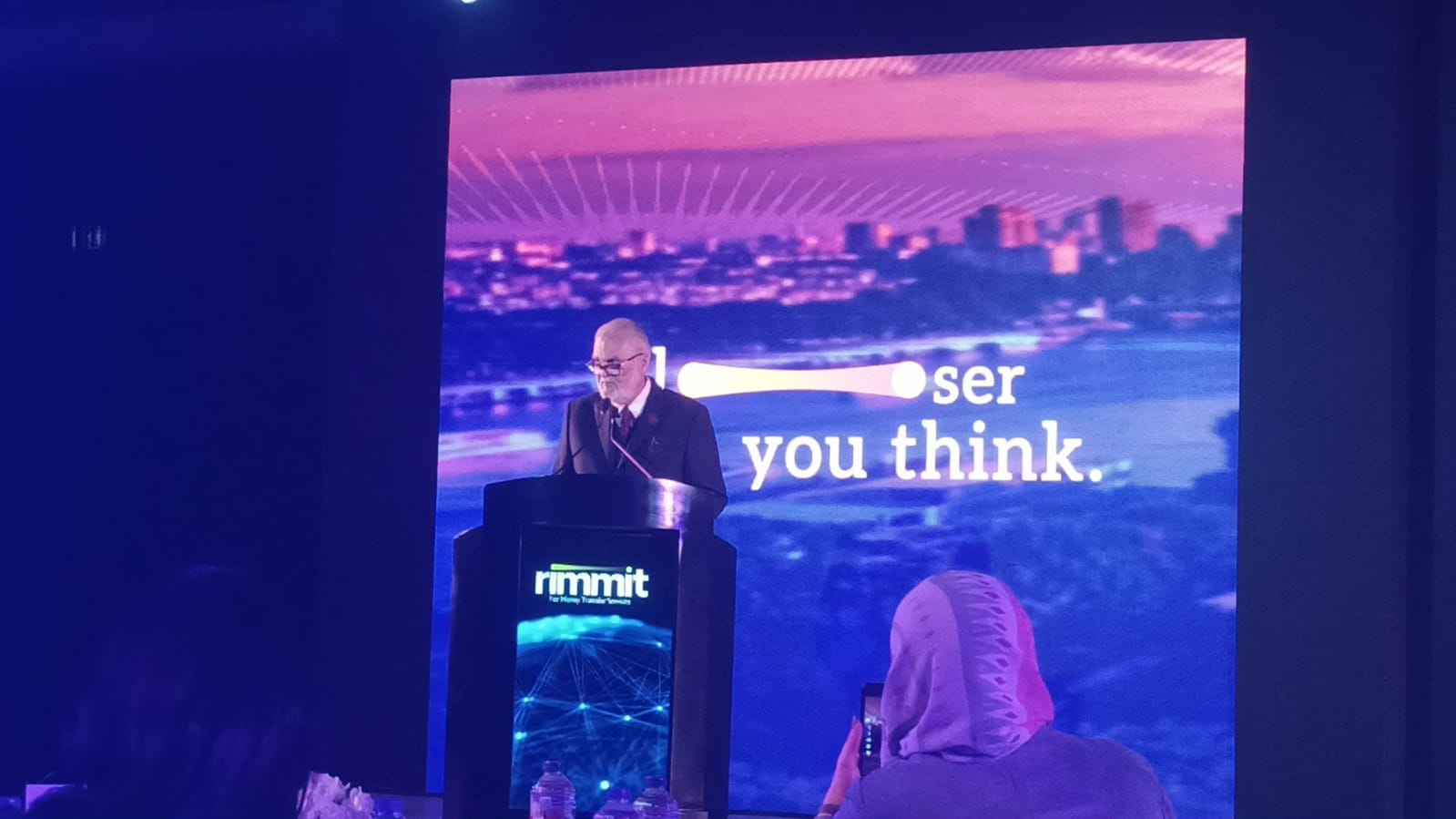 received 1804984680843474