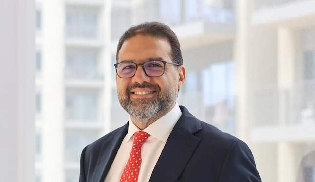 نادر أبوشادي، الشريك المؤسس لشركة دار فنتشرز،