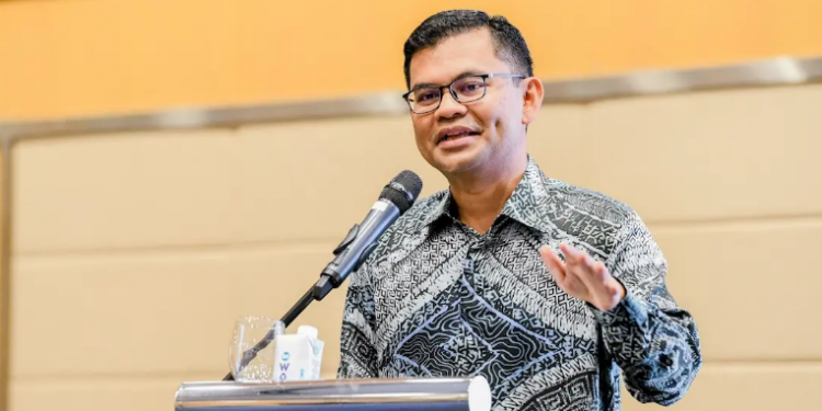 وزير الاقتصاد الماليزي أكمل نصر الله محمد ناصر