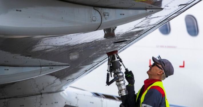 وقود طائرات عسكرية