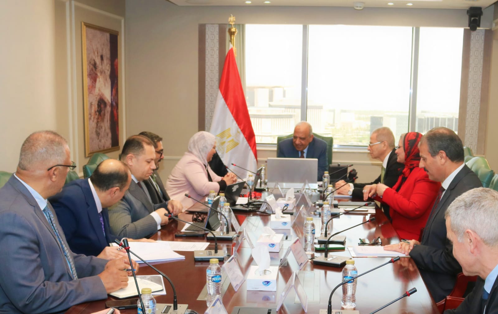 وزير الكهرباء يبحث مع البنك الدولى تعزيز سبل الشراكة فى مجالات تقوية الشبكة الموحدة
