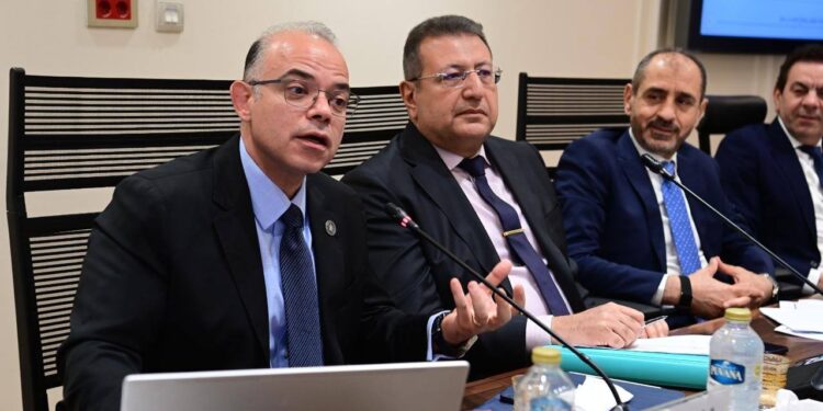 محمد فريد: تكليفات رئاسية بتحسين مناخ الاستثمار وتعزيز تنافسية بيئة الأعمال