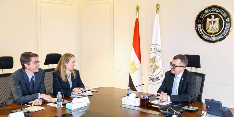 وزير التخطيط: تطوير نموذج تمويلي مبتكر لتنفيذ مشروعات البنية التحتية