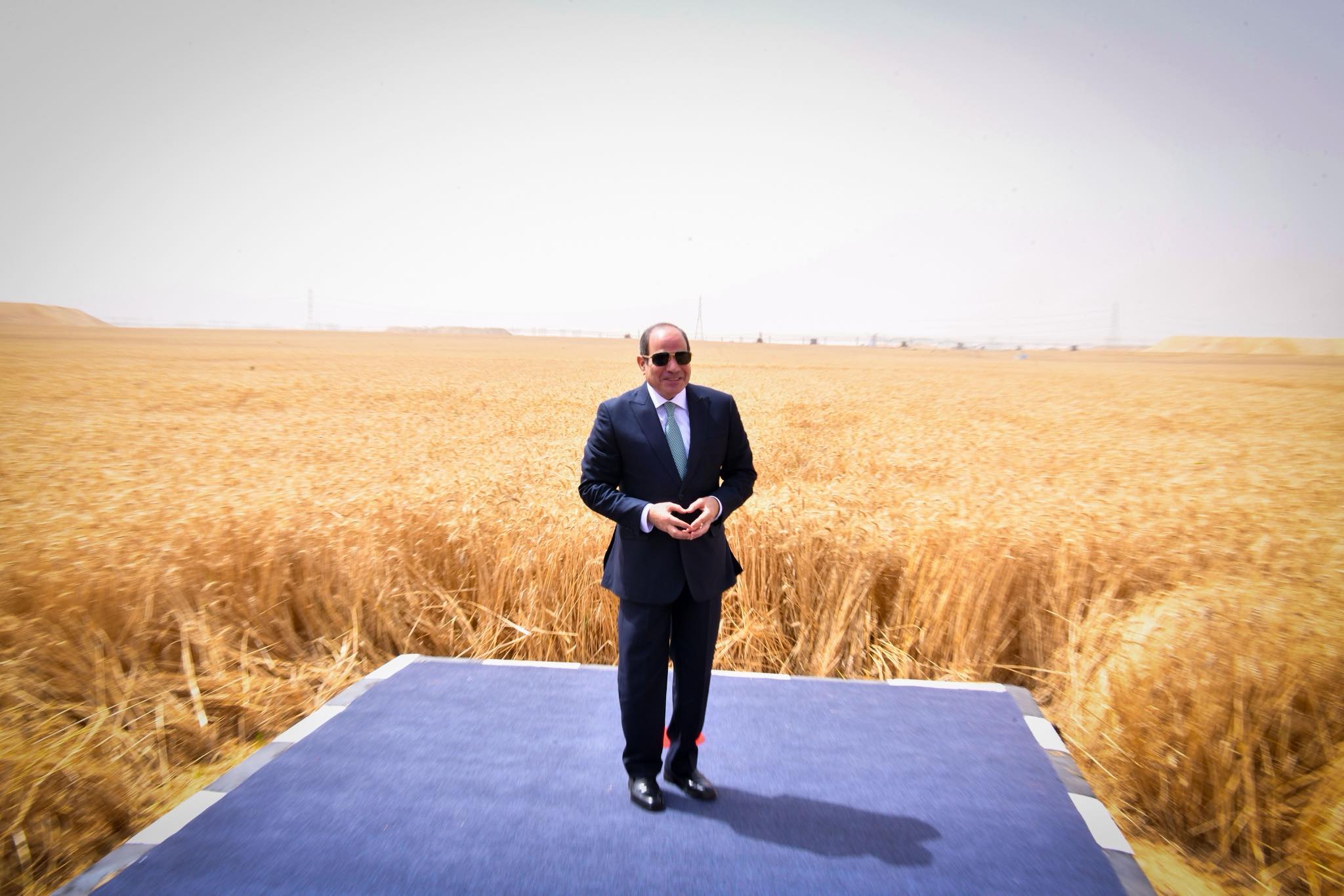 الرئيس عبد الفتاح السيسي، خلال افتتاح مشروع الدلتا الجديدة بمحور الشيخ زايد بمحافظة الجيزة