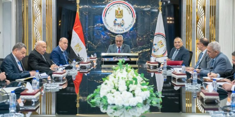 وزير الإنتاج الحربي: تعزيز التعاون مع القطاع الخاص والتوسع في الشراكات الصناعية