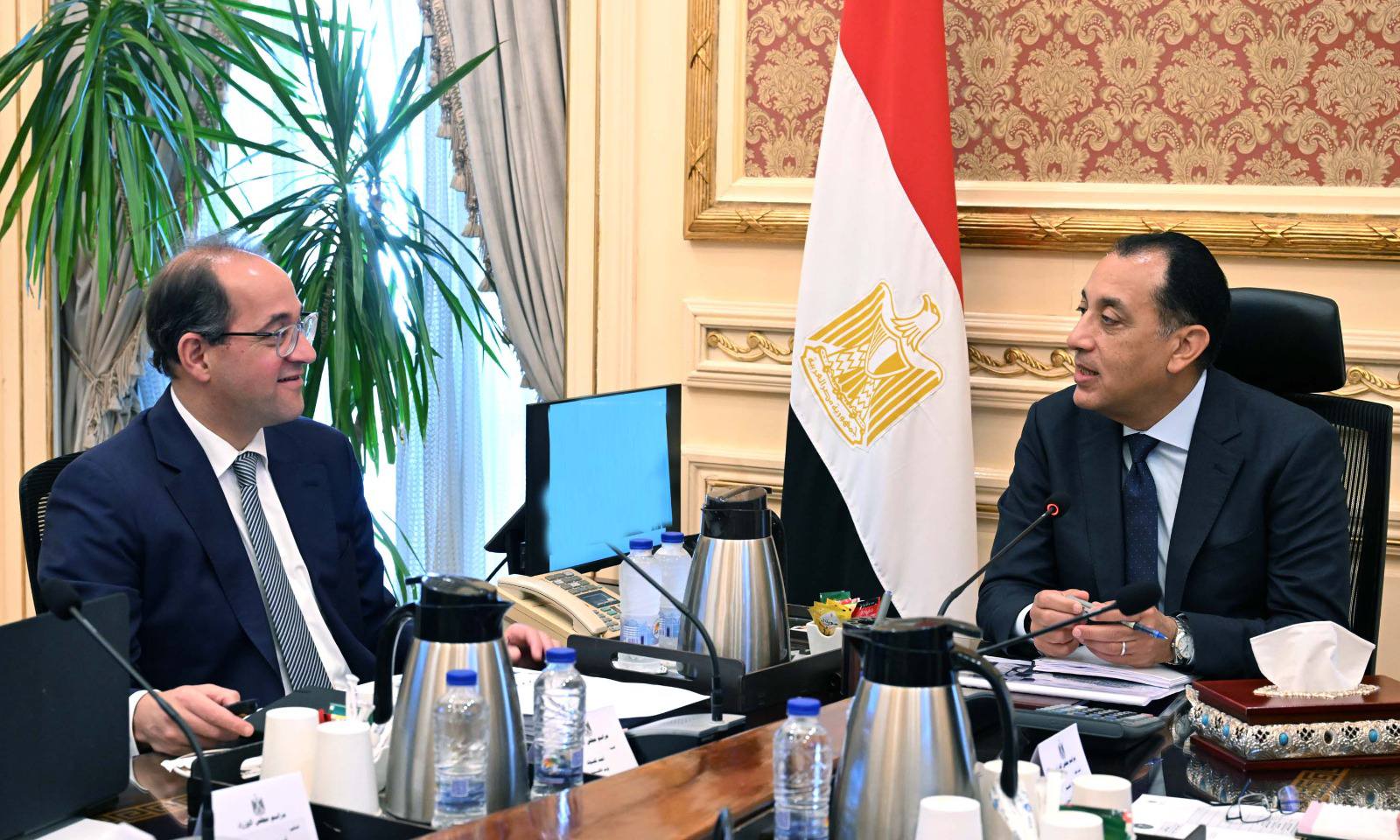 الحكومة