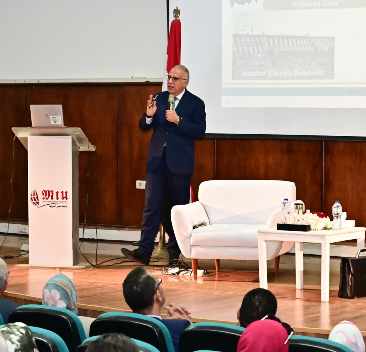 وزير الري