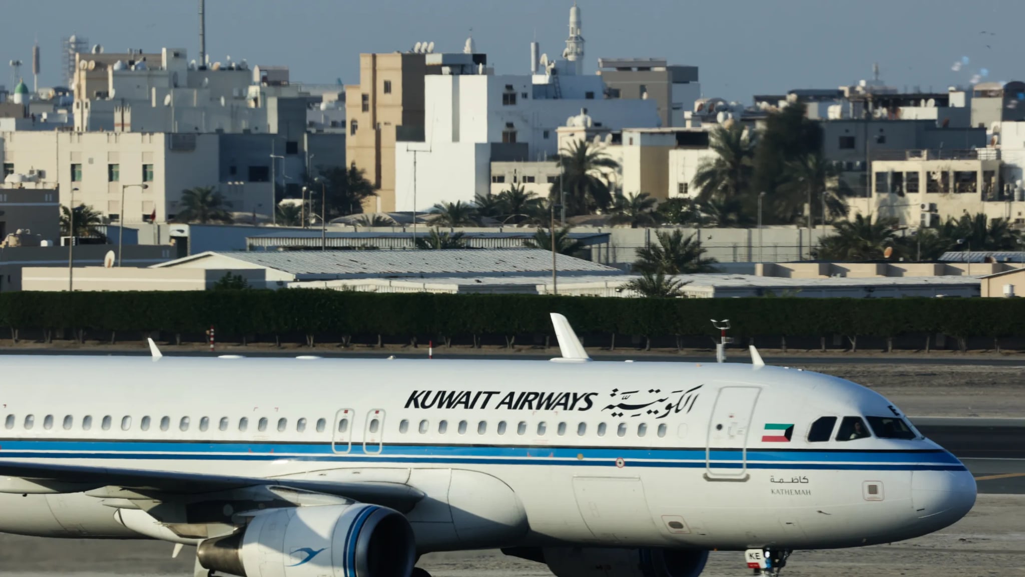 تعليق الرحلات في مطار الكويت الدولي حتى إشعار آخر