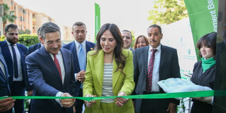 افتتاح مركز الإسكان المتخصص التابع لبنك التعمير والإسكان بـ"القاهرة الجديدة"