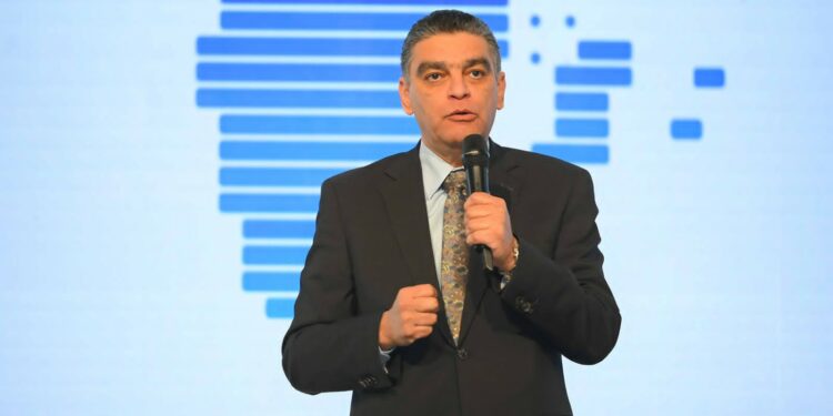 الدكتور هشام ستيت، رئيس الهيئة المصرية للشراء الموحد