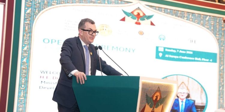 وزير التخطيط: قطاع التأمين يحقق نموًا قويًا بأول ربعين في 2025-2026