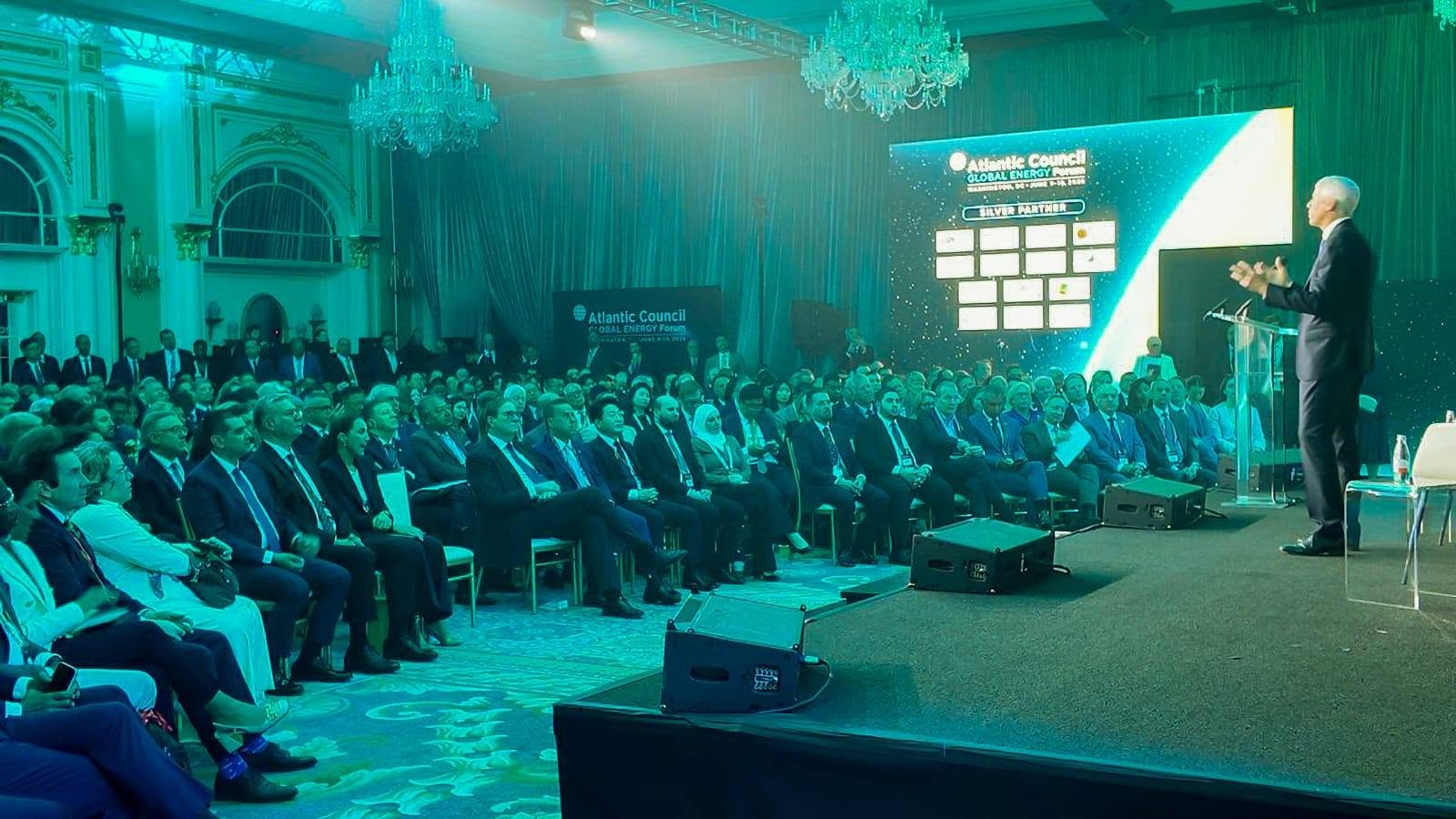 وزير البترول يشارك فى المنتدى العالمى للطاقة بواشنطن