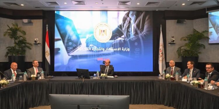 الحكومة تستعرض أجندة الإصلاح وتعزيز تنافسية الاقتصاد أمام 50 مؤسسة كبرى