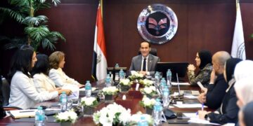 هيئة الاستثمار تبحث مع "الأوروبي لإعادة الإعمار" تعزيز الاستثمار ودعم القطاع الخاص في مصر